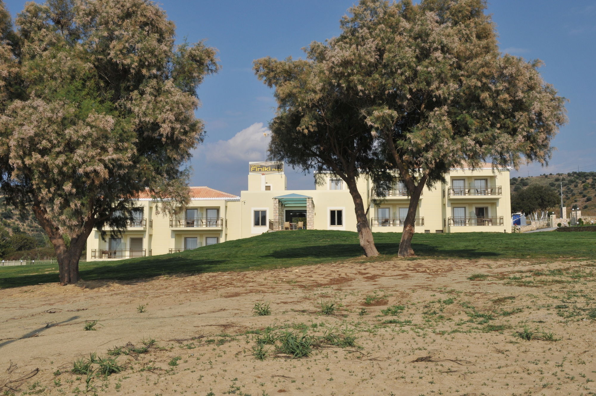 Finiki Plaza Aparthotel