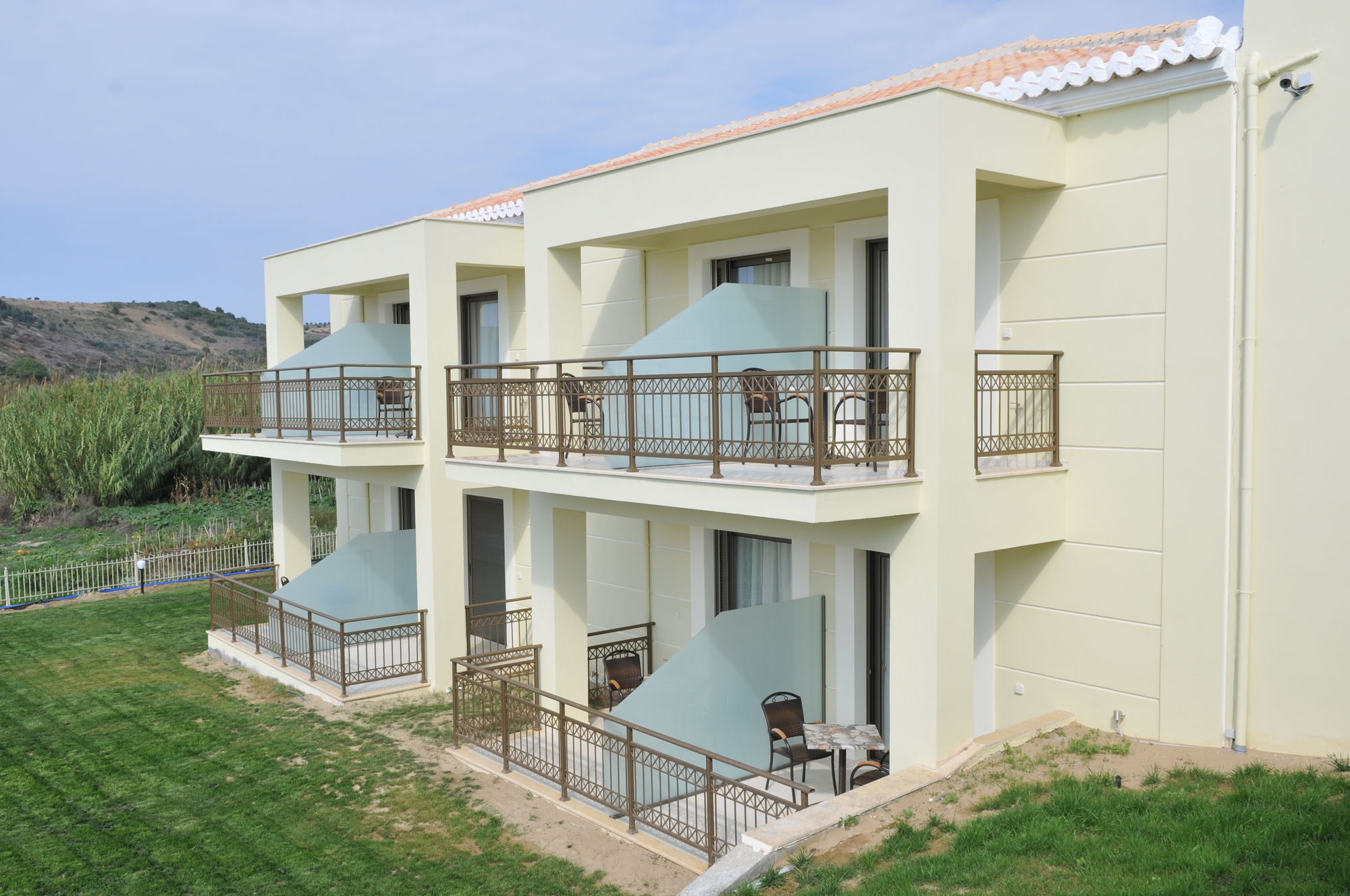 Finiki Plaza Aparthotel 3*